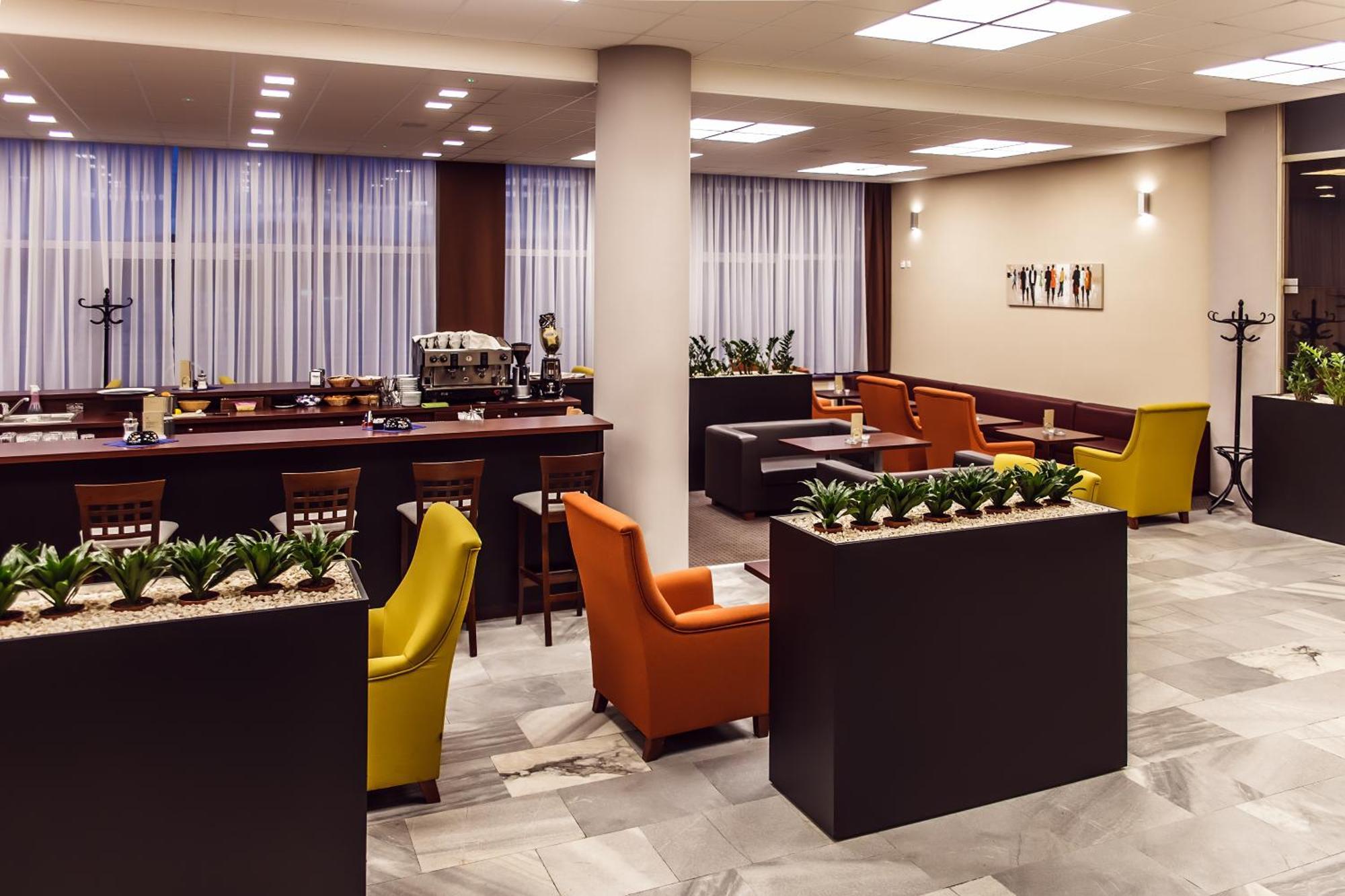 Interhotel Zlín エクステリア 写真