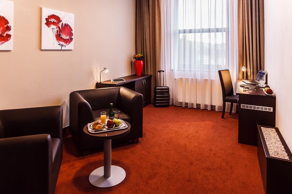 Interhotel Zlín エクステリア 写真