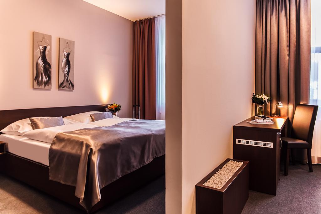 Interhotel Zlín 部屋 写真