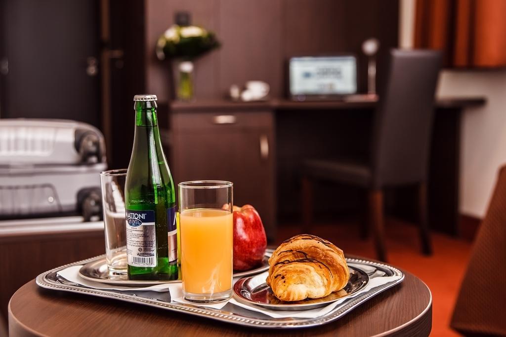 Interhotel Zlín エクステリア 写真