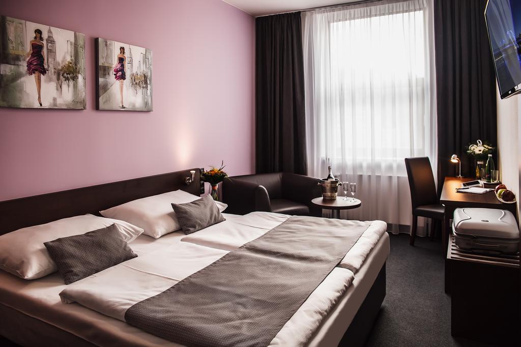 Interhotel Zlín エクステリア 写真